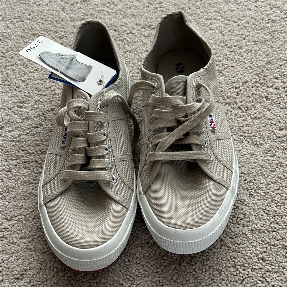 NWT Superga Beige/Tan Canvas Lace-Up Sneakers